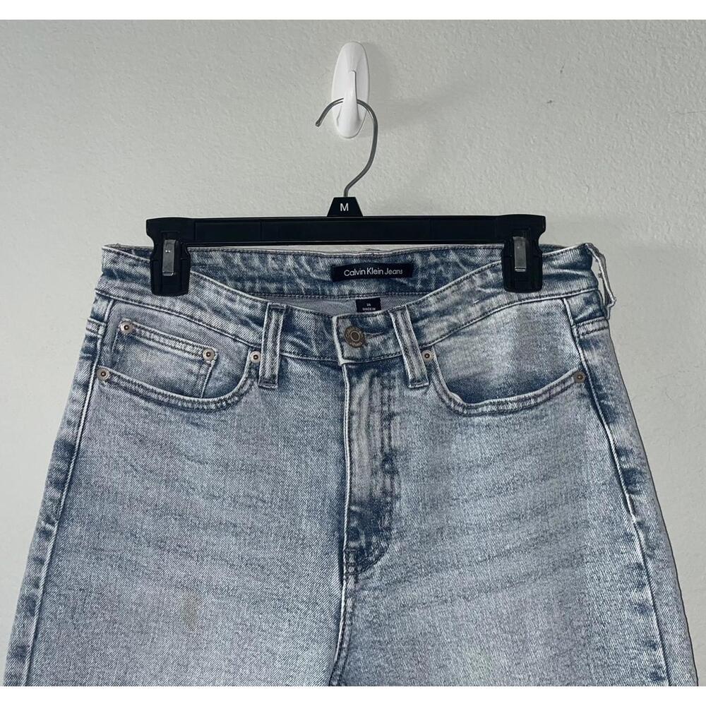 Calvin Klein Women’s SZ 28 High Rise Rise Straight Light Wash Jeans - Picture 3 of 9